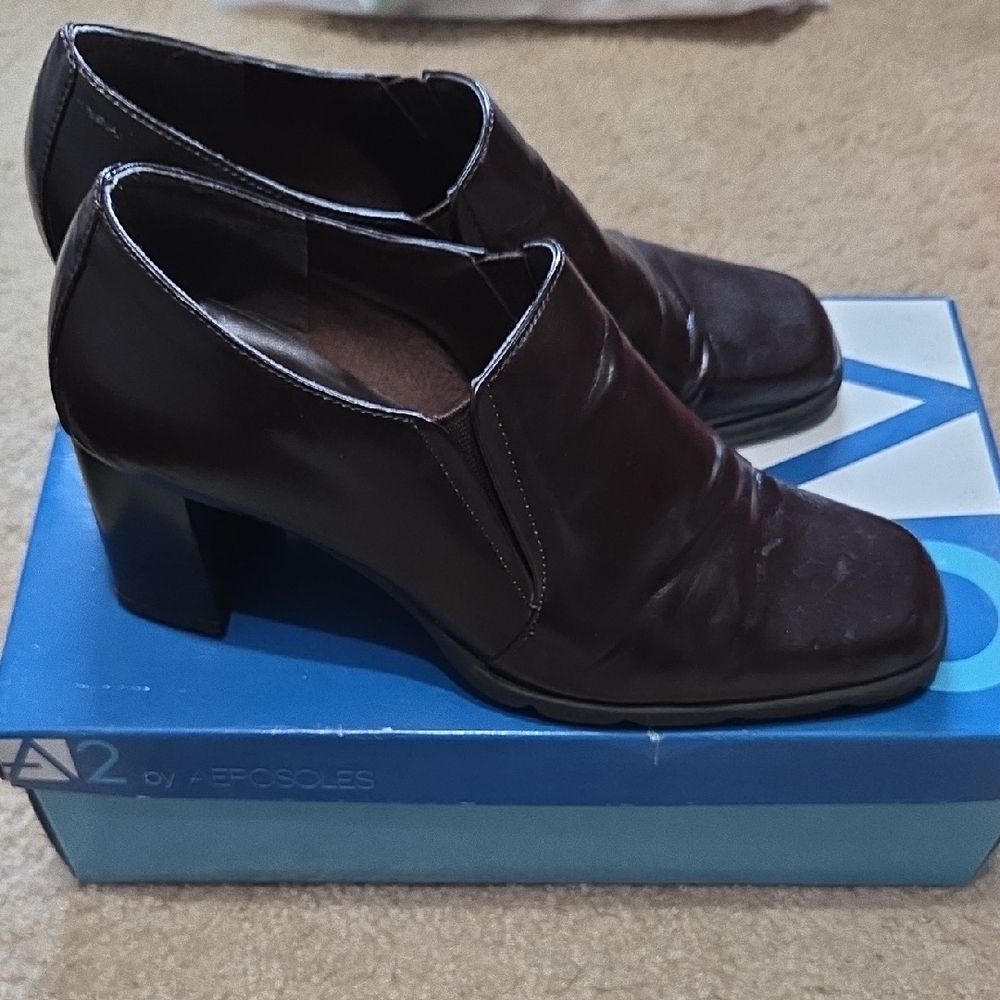 AEROSOLES Women's Dark Brown Heeled Boots